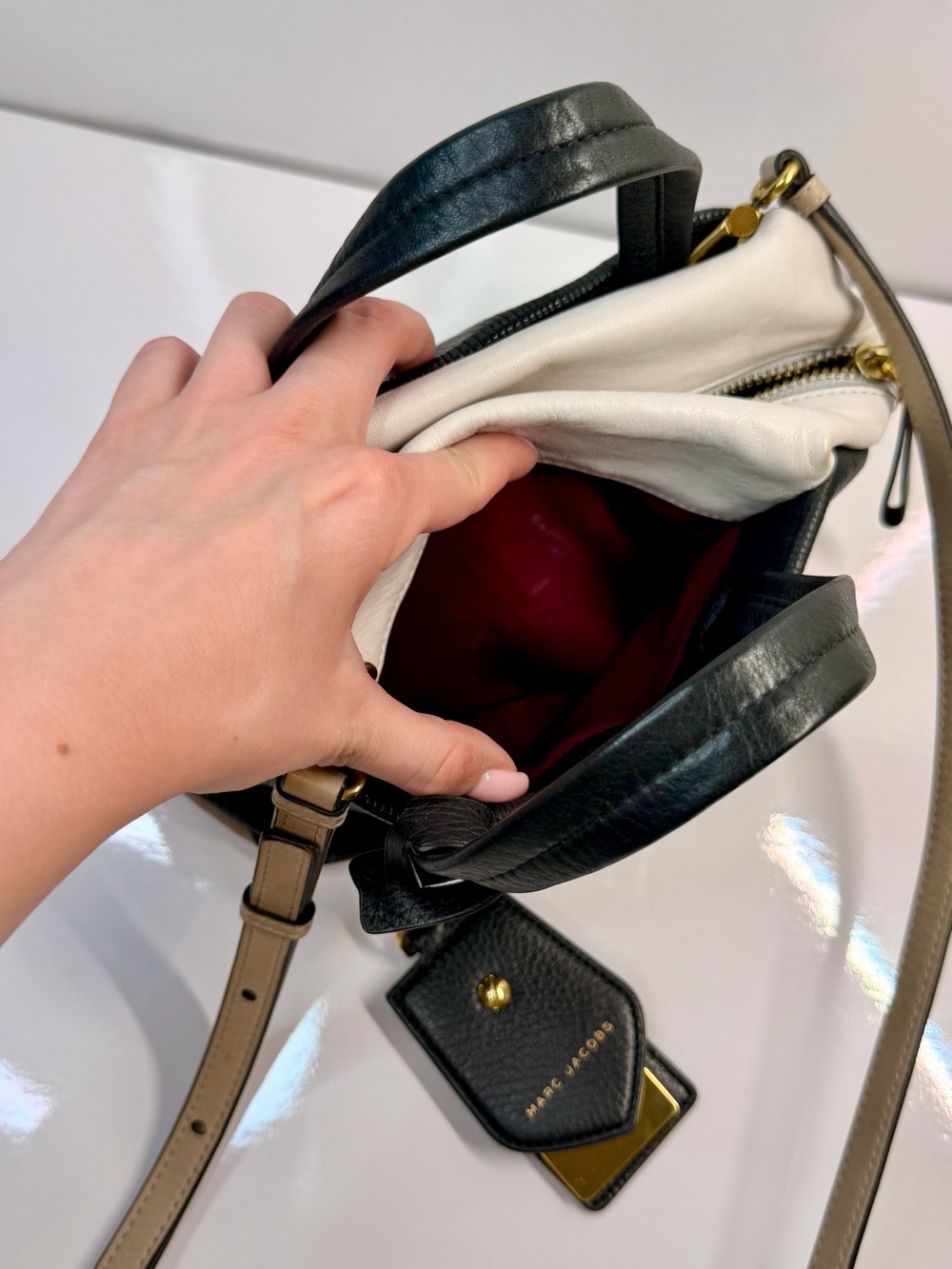 MARC by MARC JACOBS Switching Leather boxy satchel - Picture 11 of 11